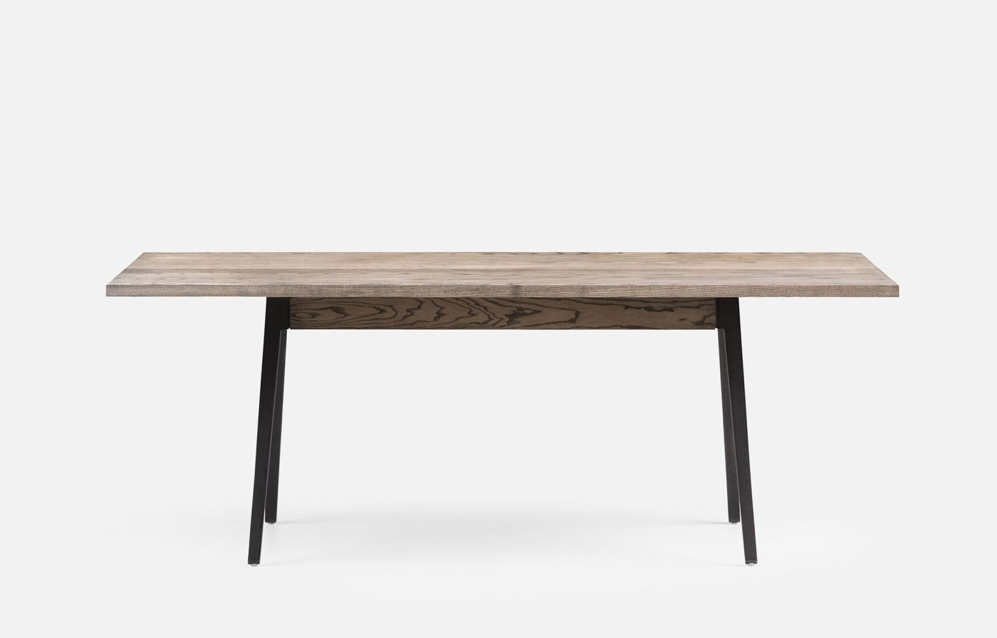 LUV INTERIOR HAMBURG - Welles Table LUV INTERIOR HAMBURG - Welles Table