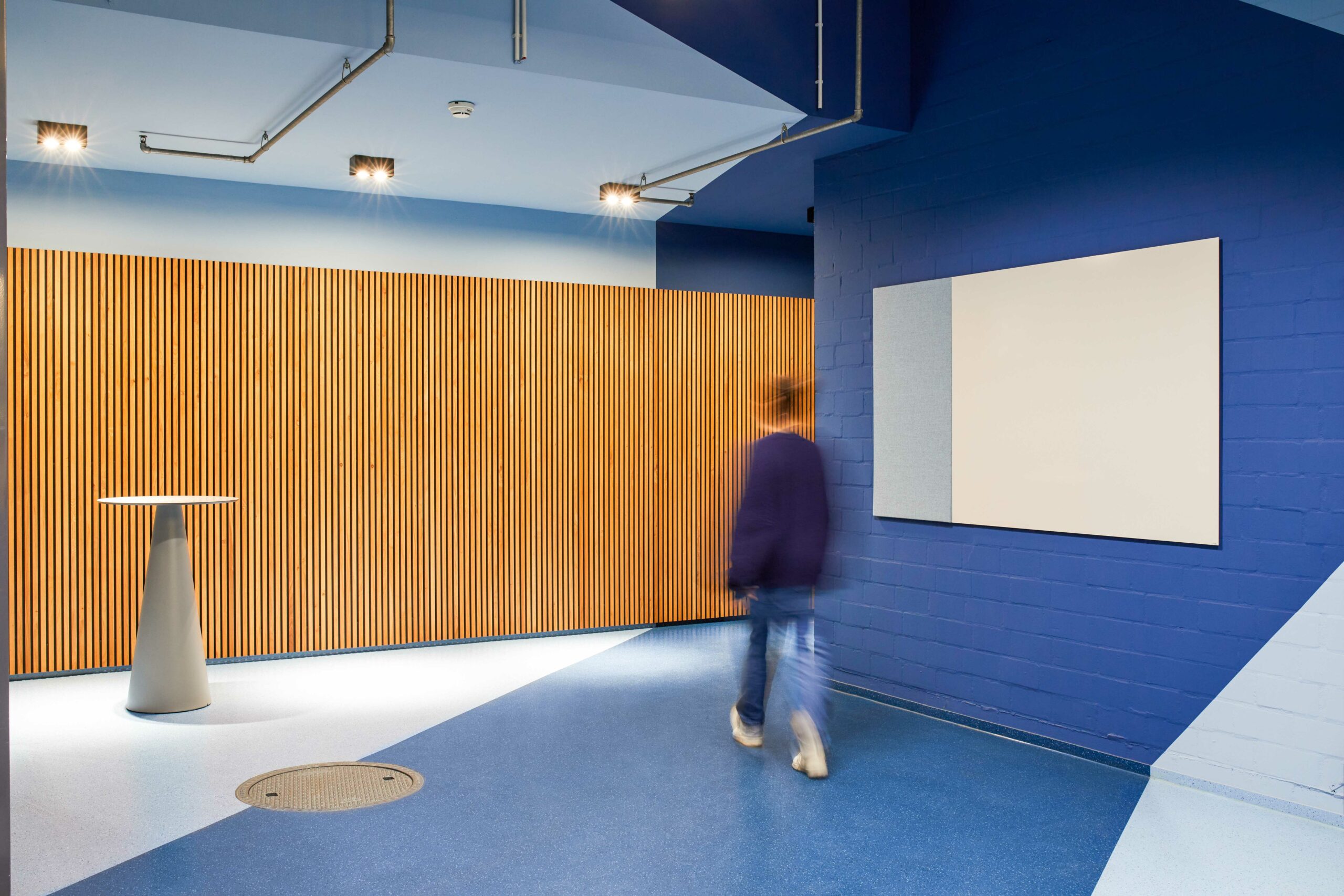 LUV INTERIOR HAMBURG - Fricke Logistik LUV INTERIOR HAMBURG - Fricke Logistik