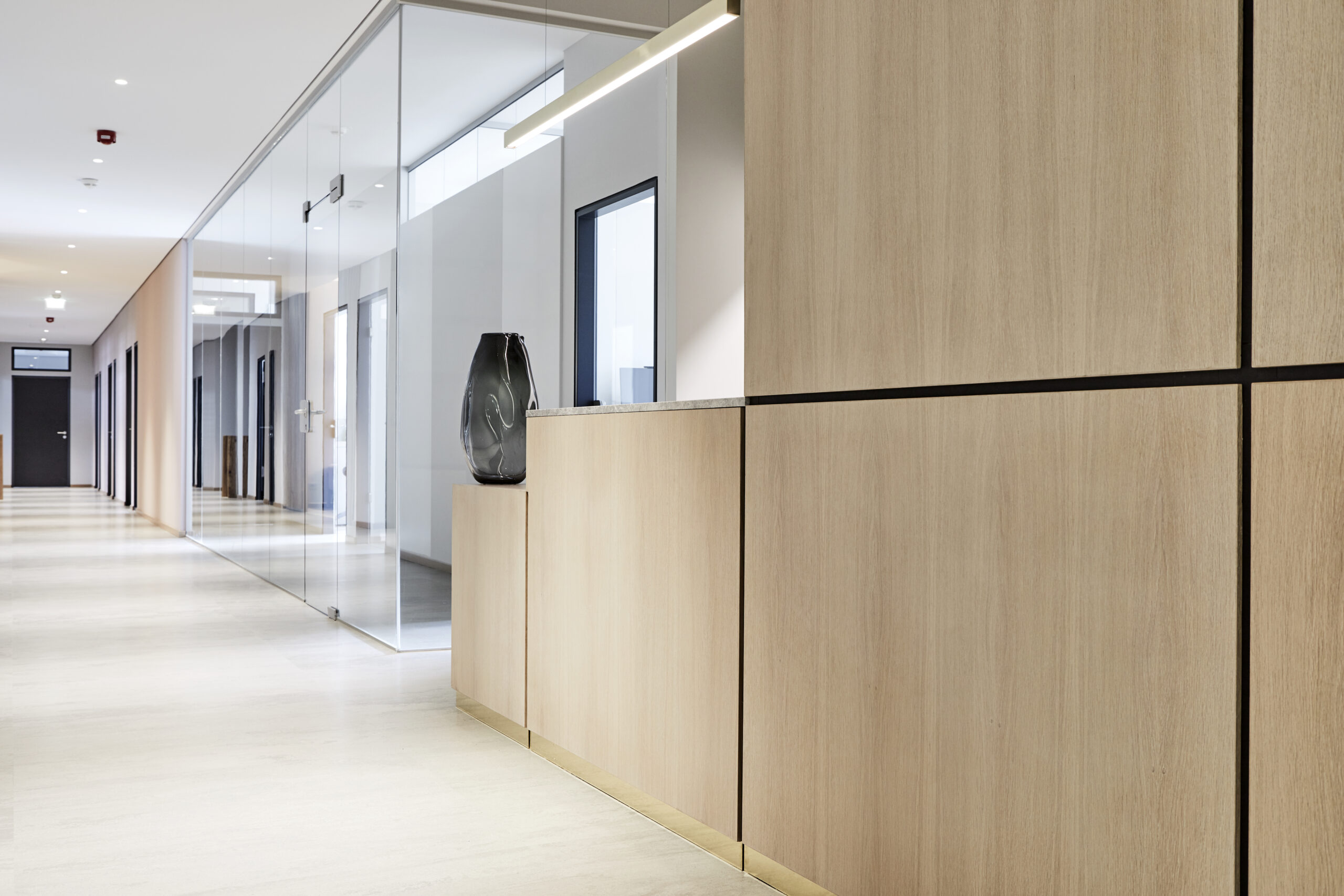 LUV INTERIOR HAMBURG - Zahnarztpraxis Drehbahn LUV INTERIOR HAMBURG - Zahnarztpraxis Drehbahn