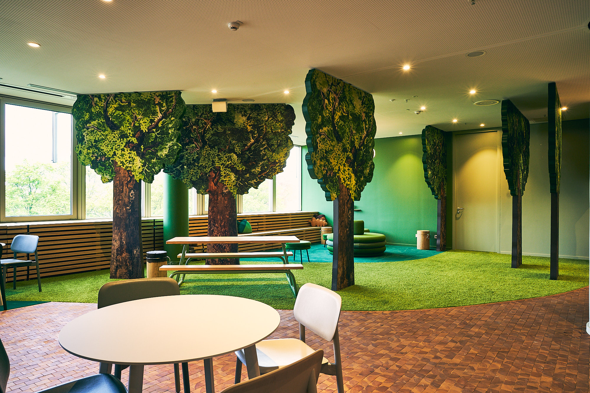 LUV INTERIOR HAMBURG - Otto Social Spaces