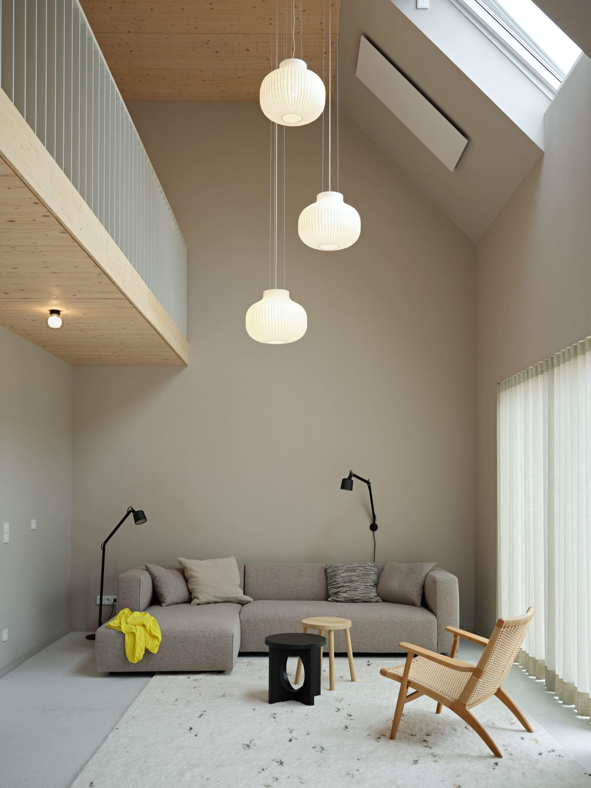 LUV INTERIOR HAMBURG - Haus im Grünen